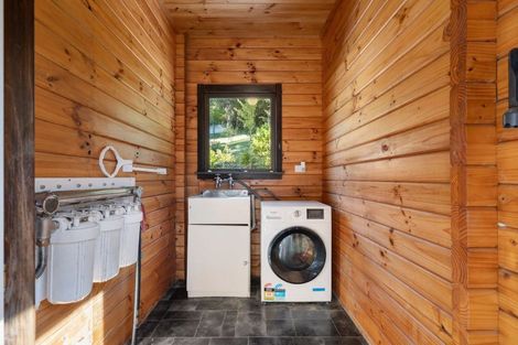 Photo of property in 2 Teal Valley Road, Hira, Nelson, 7071