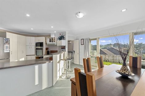 Photo of property in 64 Village Park Drive, Welcome Bay, Tauranga, 3112