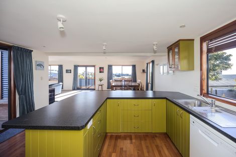 Photo of property in 16a Chambers Street, Kakanui, Oamaru, 9495