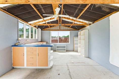 Photo of property in 106 Mclean Street, Woodville, 4920