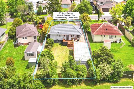 Photo of property in 95 Kervil Avenue, Te Atatu Peninsula, Auckland, 0610