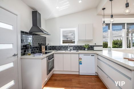 Photo of property in 15 Clifford Road, Johnsonville, Wellington, 6037