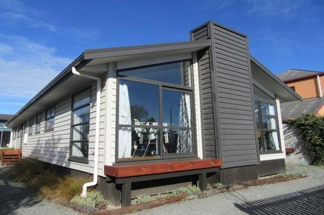 Photo of property in 77 Peverel Street, Riccarton, Christchurch, 8041