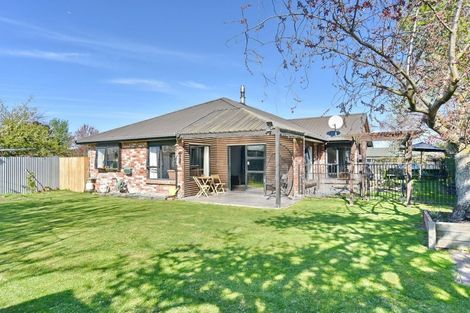 Photo of property in 58 Kowhai Avenue, Rangiora, 7400