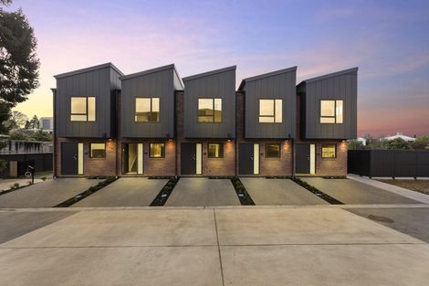 Photo of property in 5u2 Vesty Avenue, Hillcrest, Hamilton, 3216