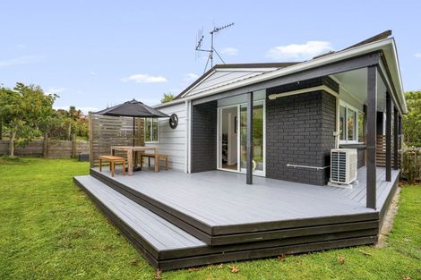 Photo of property in 56 Shepherd Road, Waipahihi, Taupo, 3330