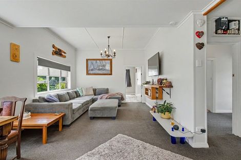 Photo of property in 12 Corbett Street, Hector, 7822
