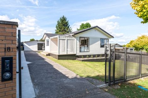 Photo of property in 18 Catkin Crescent, Papatoetoe, Auckland, 2025