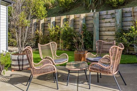 Photo of property in 14 Moonraker Place, Whitby, Porirua, 5024