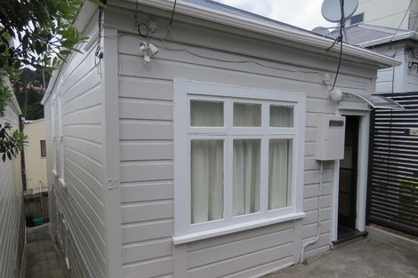 Photo of property in 21 Hanson Street, Mount Cook, Wellington, 6021