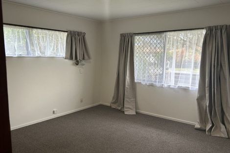 Photo of property in 1/2 Bill Ashcroft Grove, Havelock North, 4130