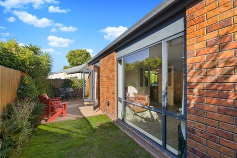 Photo of property in 54 Parade Court, Addington, Christchurch, 8024