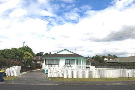 Photo of property in 52 Santiago Crescent, Unsworth Heights, Auckland, 0632