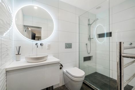 Photo of property in 1/131 Glamorgan Drive, Torbay, Auckland, 0630