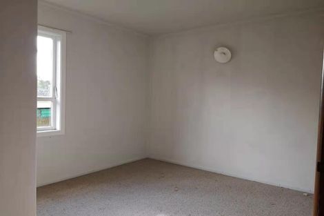 Photo of property in 24 Ranui Avenue, Ranui, Auckland, 0612