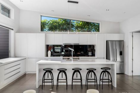 Photo of property in 44 Kelliher Drive, Wanaka, 9305