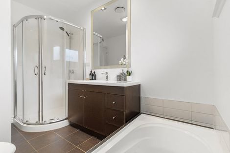 Photo of property in 59 Vandeleur Avenue, Birkdale, Auckland, 0626