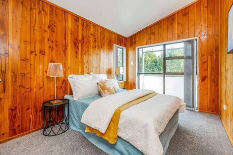 Photo of property in 4 Birdwood Avenue, Papatoetoe, Auckland, 2025