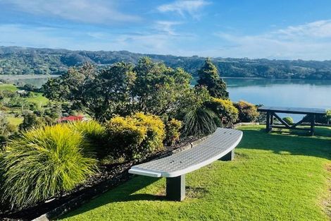 Photo of property in 71 Manganese Point Road, Tamaterau, Whangarei, 0174