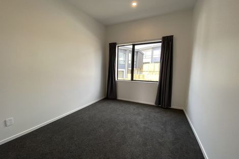 Photo of property in 62u4 Spenmoor Street, Newlands, Wellington, 6037