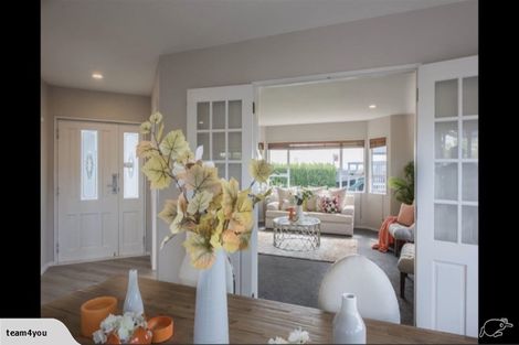 Photo of property in 313 Hobsonville Road, Hobsonville, Auckland, 0618