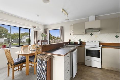 Photo of property in 56 Byron Street, Leamington, Cambridge, 3432