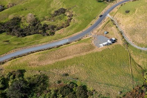 Photo of property in 69 Seaview Heights, Whangateau, 0985
