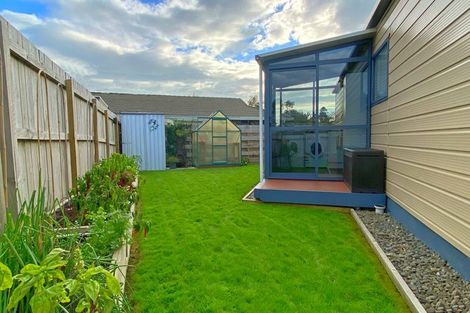 Photo of property in 71 Hamilton Drive, Waiuku, 2123