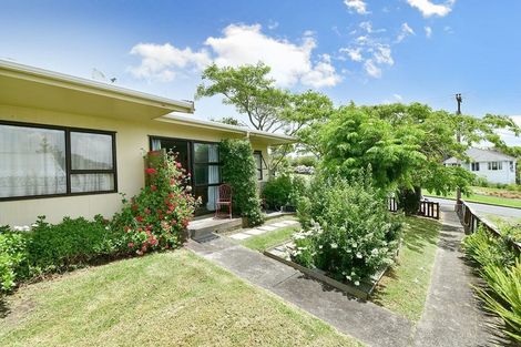 Photo of property in 2/3 Miro Street, Helensville, 0800