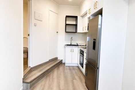 Photo of property in 11 Ridd Crescent, Karori, Wellington, 6012