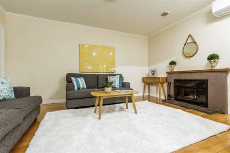 Photo of property in 14 Cassino Street, Bayswater, Auckland, 0622