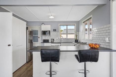 Photo of property in 39 Swansea Road, Stratford, 4332