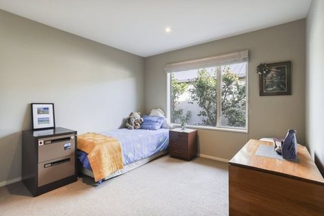 Photo of property in 14 Len Hale Place, Parklands, Christchurch, 8083