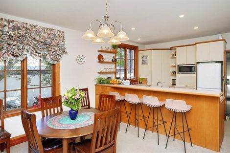 Photo of property in 337c Avonhead Road, Avonhead, Christchurch, 8042
