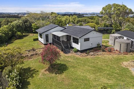 Photo of property in 20 Waipipi Wharf Road, Pollok, Waiuku, 2683