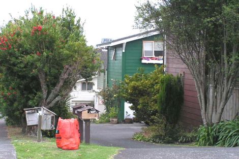Photo of property in 3/5 Eversleigh Road, Belmont, Auckland, 0622