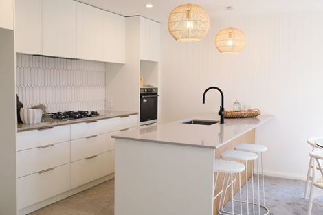 Photo of property in 2 Samuel Place, Terrace End, Palmerston North, 4410