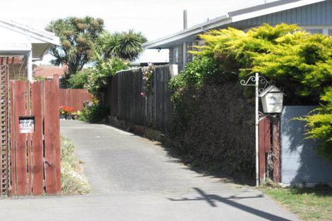 Photo of property in 534 Marine Parade, South New Brighton, Christchurch, 8062