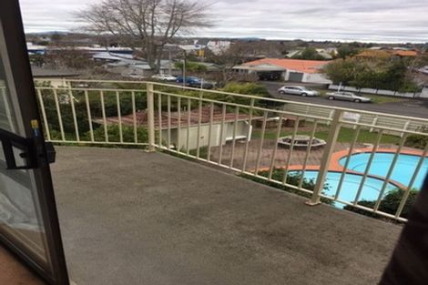 Photo of property in 11/10u Hunter Street, Hamilton Lake, Hamilton, 3204