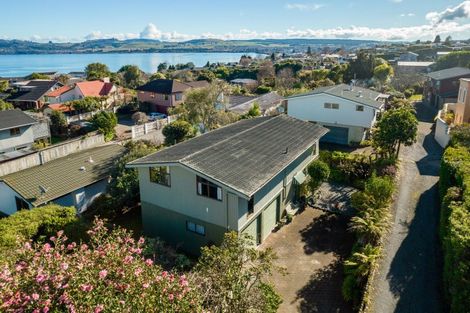 Photo of property in 48 Harvey Street, Waipahihi, Taupo, 3330