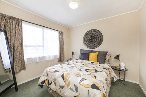 Photo of property in 4b Peter Hall Drive, Kelvin Grove, Palmerston North, 4414