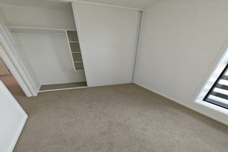 Photo of property in 4 Rauemi Way, Te Atatu South, Auckland, 0610