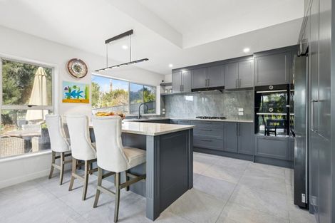 Photo of property in 16 Almond Grove, Greenhithe, Auckland, 0632