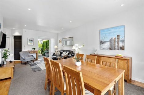 Photo of property in 140 Gills Road, Albany Heights, Auckland, 0632