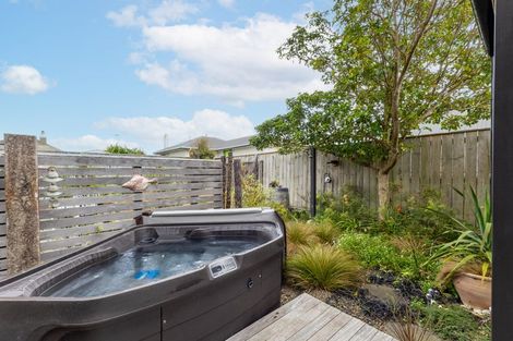 Photo of property in 79b Golf Road, Paraparaumu Beach, Paraparaumu, 5032