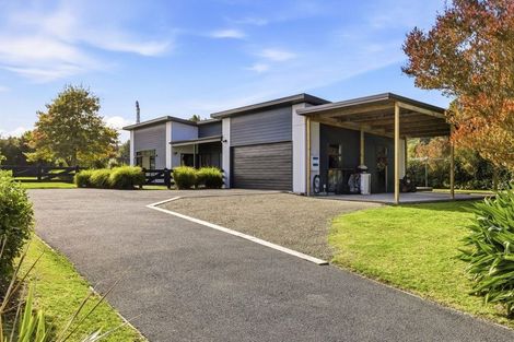 Photo of property in 92 Lisland Drive, Kinloch, Taupo, 3377