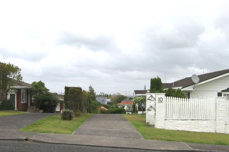 Photo of property in 1/10 Richards Avenue, Forrest Hill, Auckland, 0620