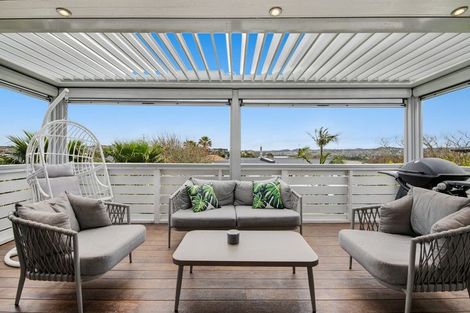 Photo of property in 23a Rosario Crescent, Red Beach, 0932