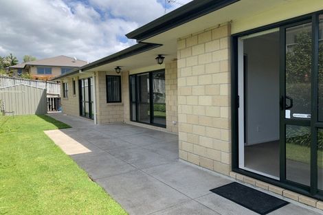 Photo of property in 21 Merriman Place, Pyes Pa, Tauranga, 3112