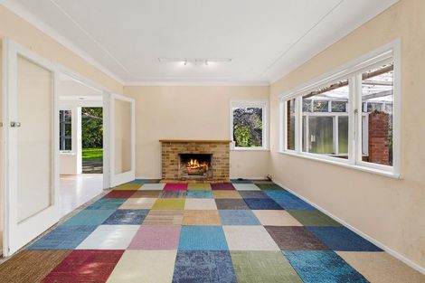 Photo of property in 22 Lowtherhurst Road, Massey, Auckland, 0614